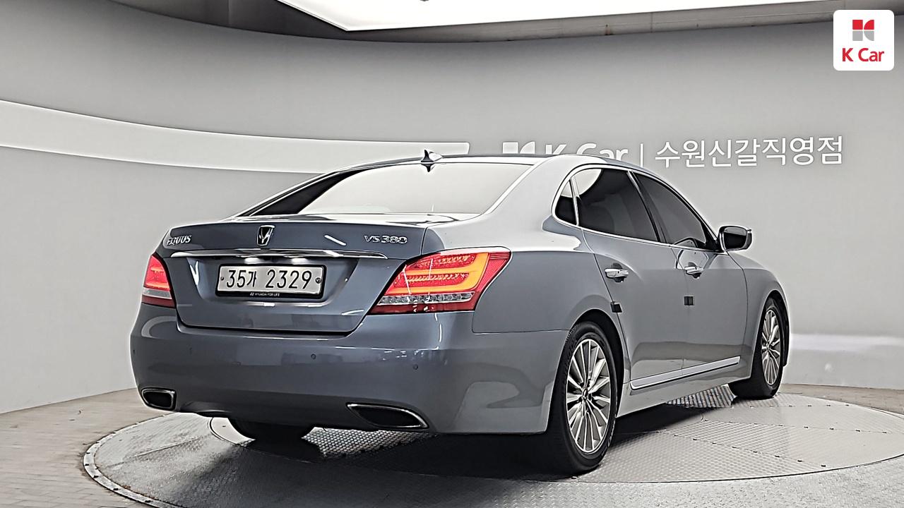 HYUNDAI Ecuus (New Model) VS380