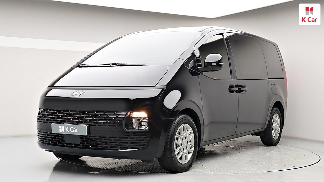 HYUNDAI Staria 3.5 LPG Cargo 3-Seater