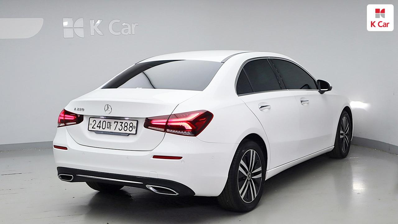 BENZ A-Class (4th Generation) A220 Sedan