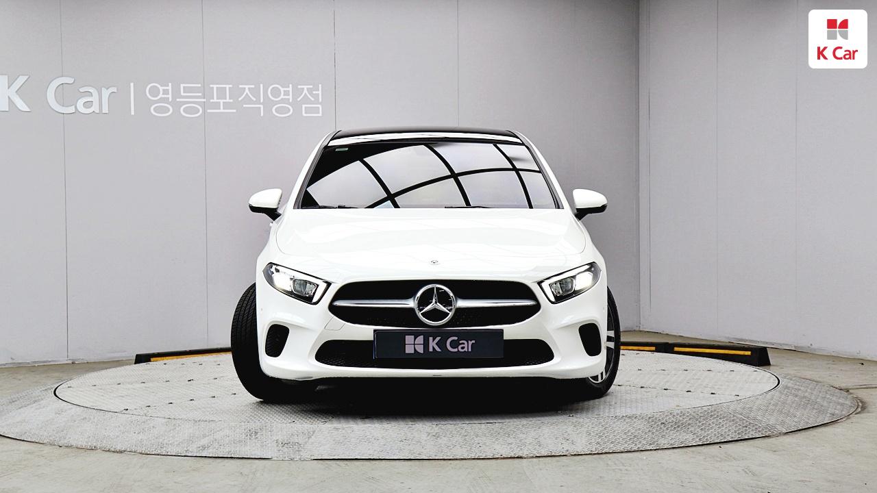 BENZ A-Class (4th Generation) A220 Sedan