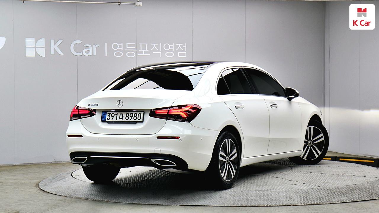 BENZ A-Class (4th Generation) A220 Sedan