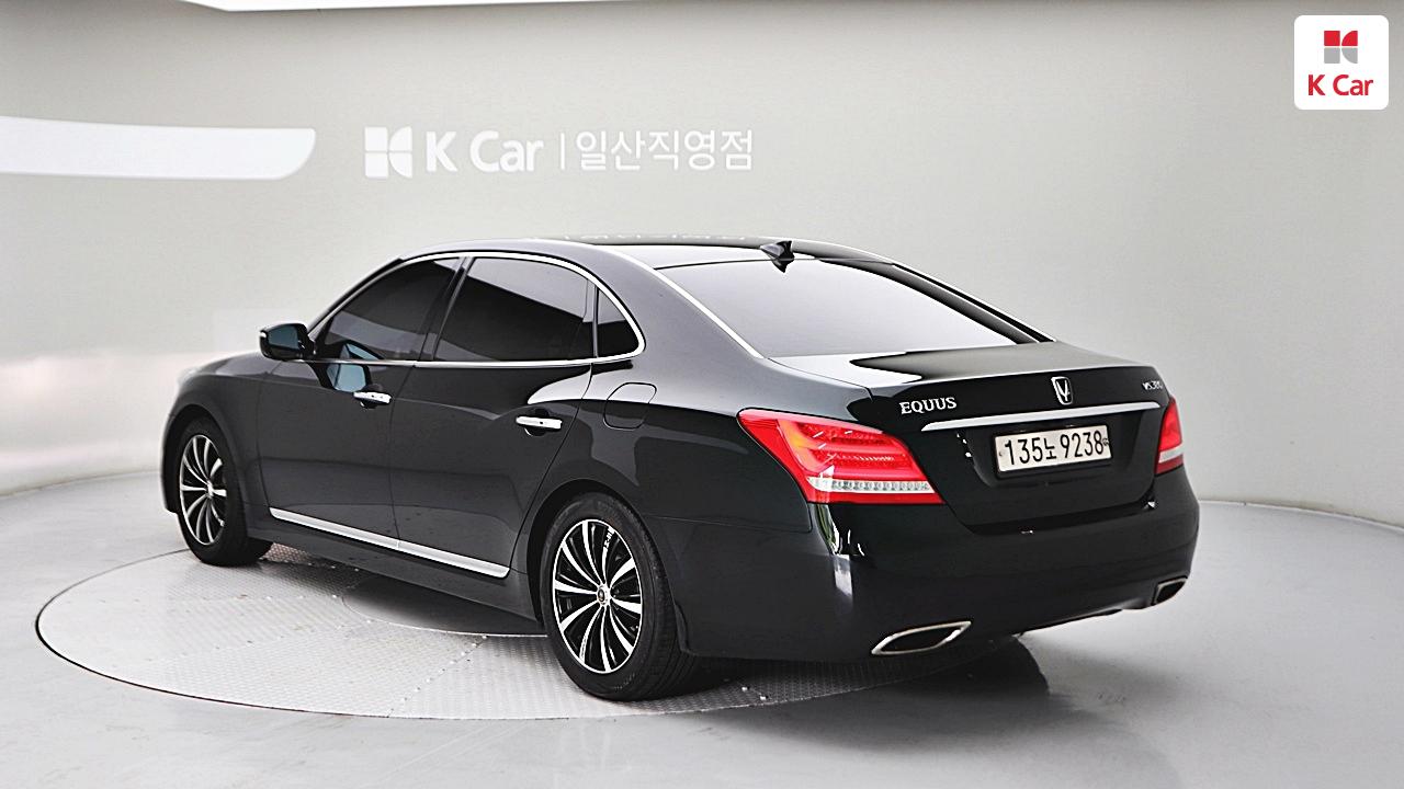 HYUNDAI Ecuus (New Model) VS380