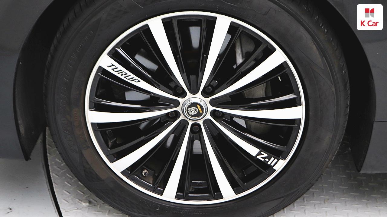 HYUNDAI Ecuus (New Model) VS380