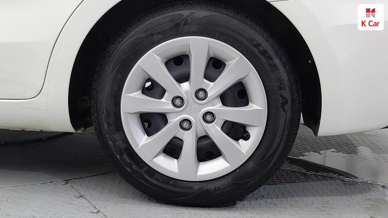 KIA The New Pride 4Door 1.4 MPI