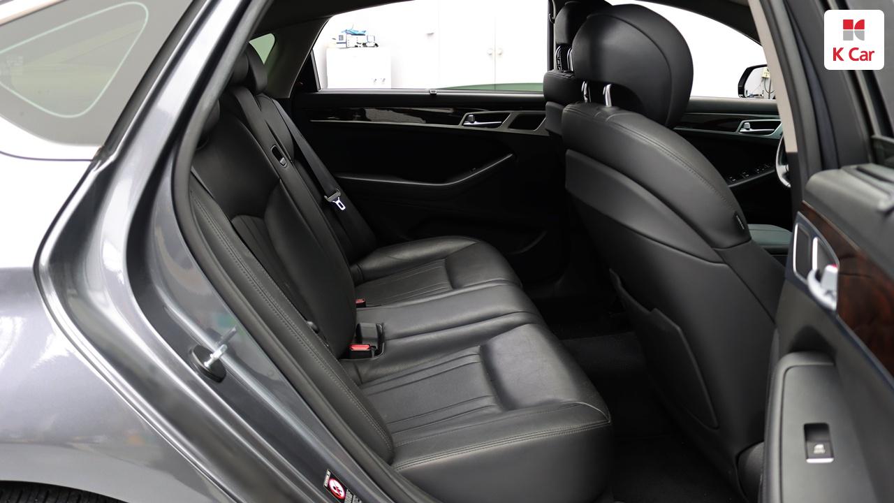 HYUNDAI Genesis DH G330