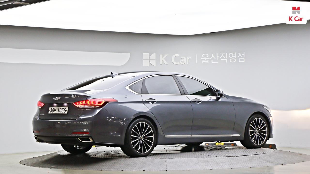 HYUNDAI Genesis DH G330