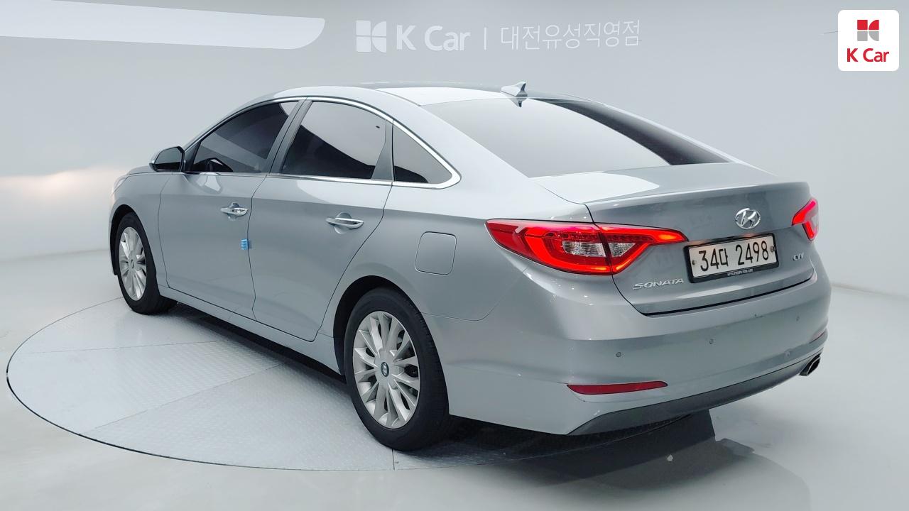 Hyundai Sonata 2017 photo 2