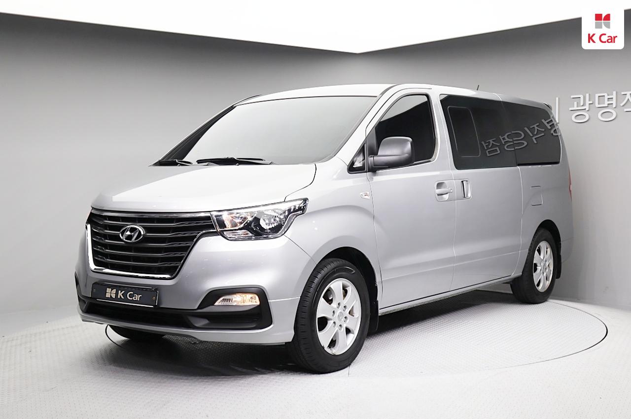 HYUNDAI The New Grand Starex 12-Seater LPi