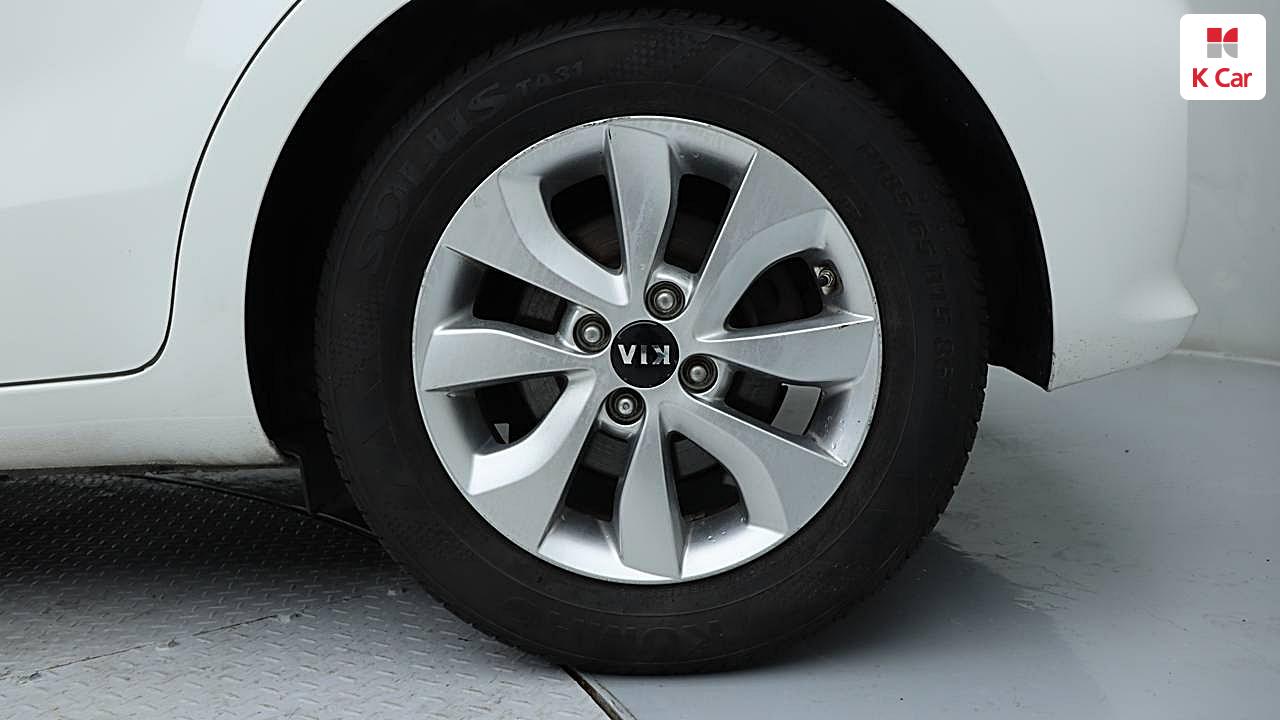 KIA The New Pride 5Door 1.6 GDI