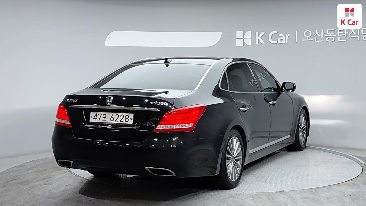 HYUNDAI Ecuus (New Model) VS380