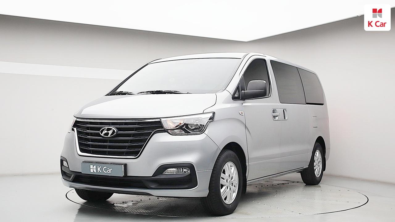 HYUNDAI The New Grand Starex 3-Seater Diesel Van