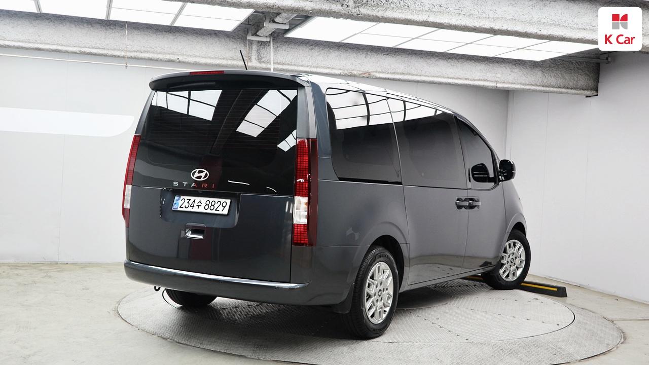 HYUNDAI Staria Hybrid 1.6 Hybrid Electric Vehicle Tourer 9-Seater