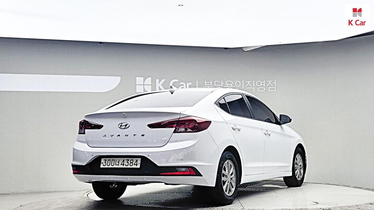 HYUNDAI The New Avante AD 1.6 LPI