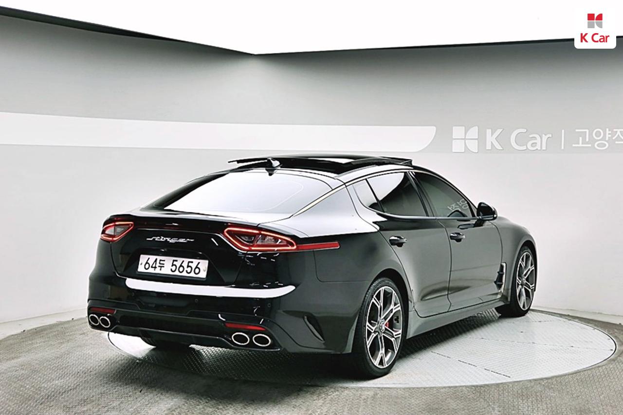 KIA Stinger 2.0 Turbo