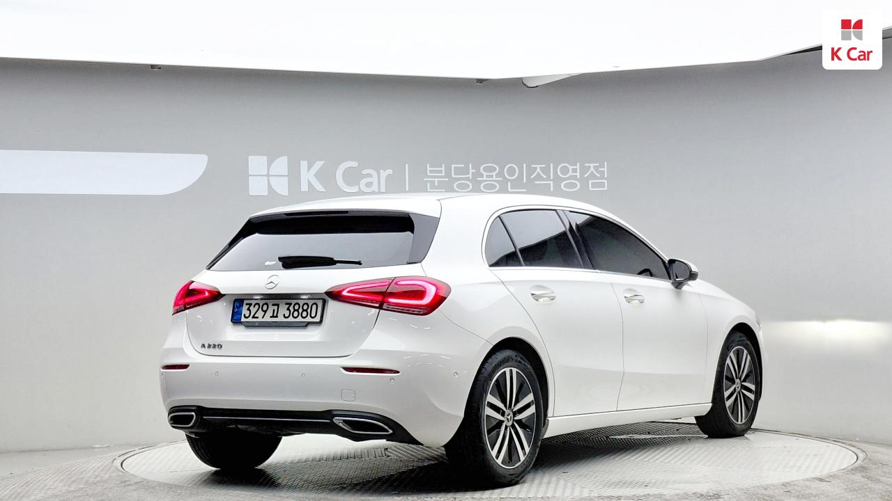 벤츠 A-클래스 W177 가솔린 2WD A220 해치백