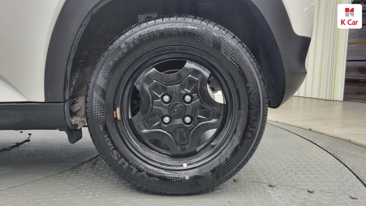 HYUNDAI CASPER Gasoline 1.0