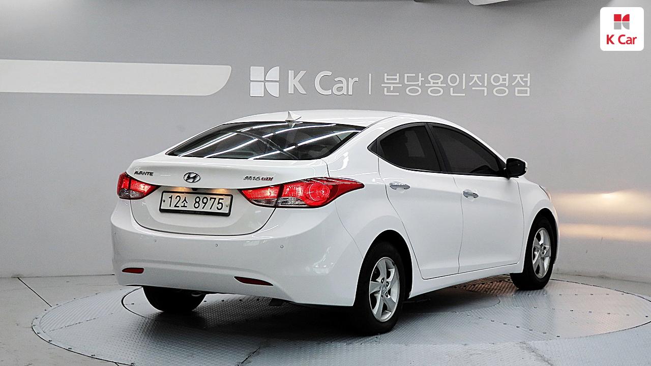 HYUNDAI Avante MD M16 GDi