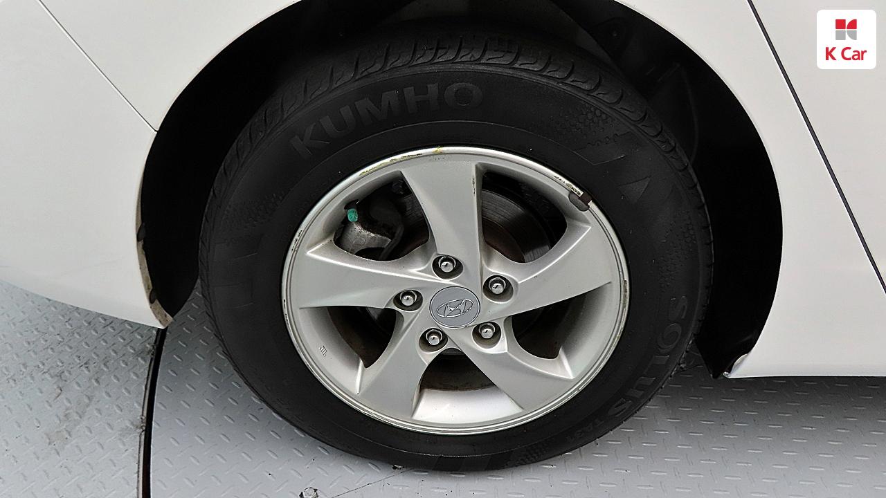 HYUNDAI Avante MD M16 GDi