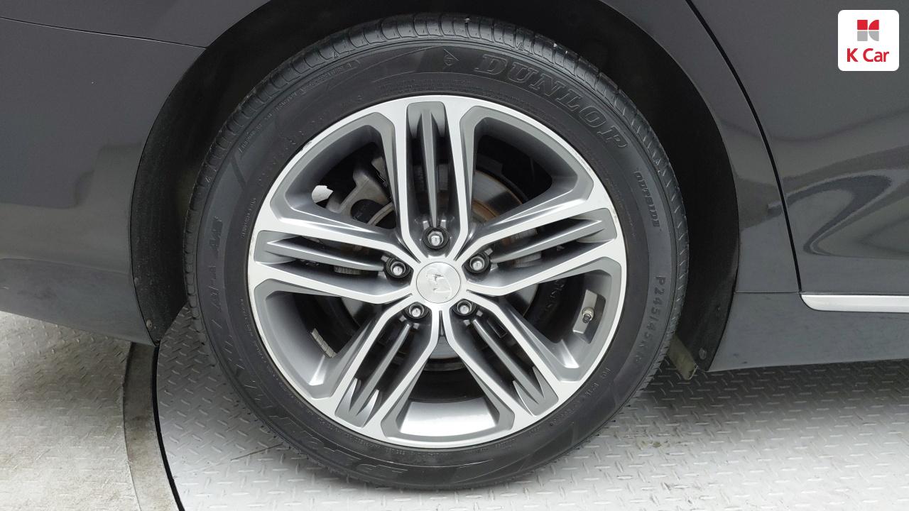 HYUNDAI Grandeur IG 2.4 GDI