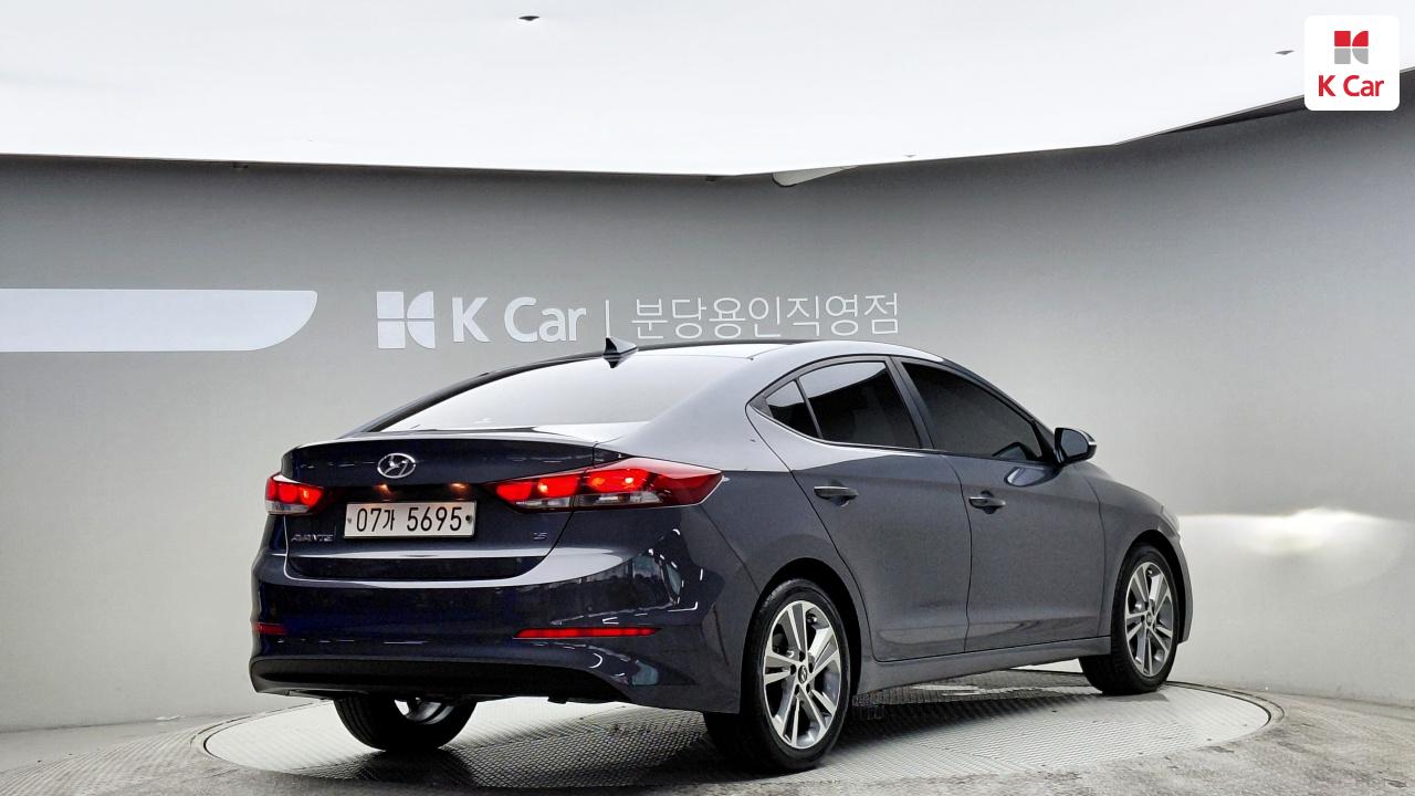 HYUNDAI Avante AD 1.6 GDI