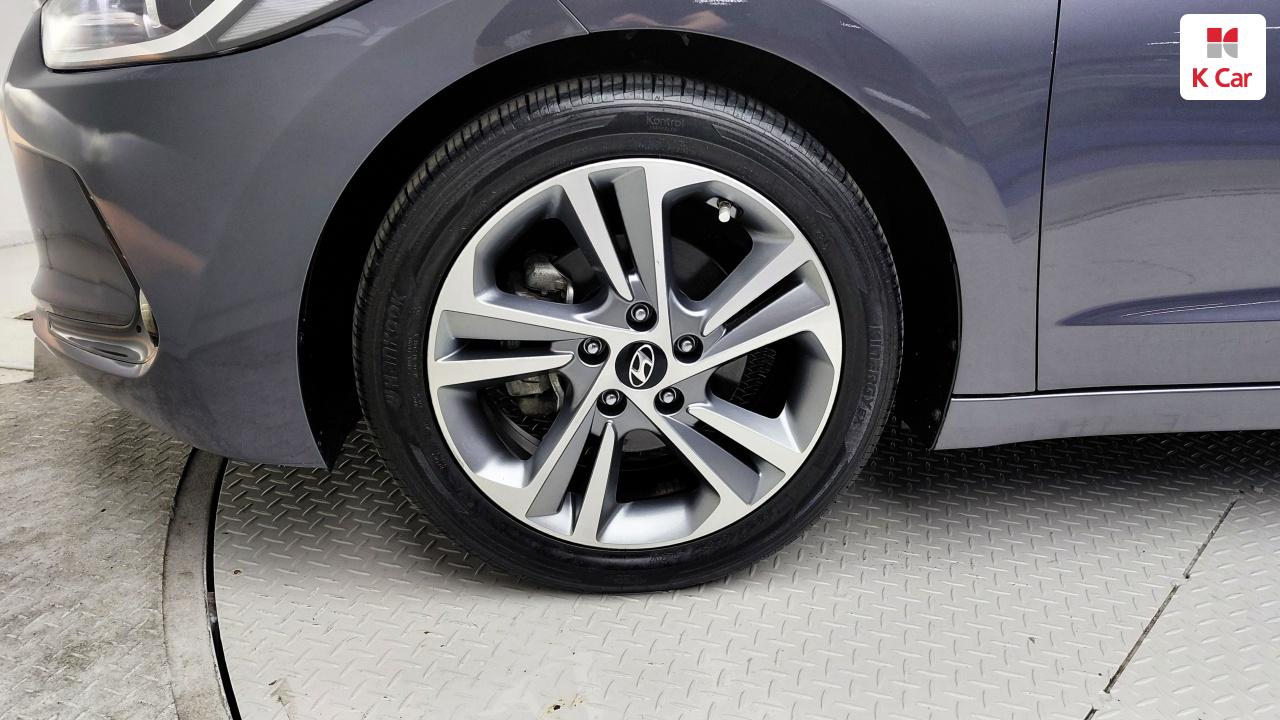 HYUNDAI Avante AD 1.6 GDI