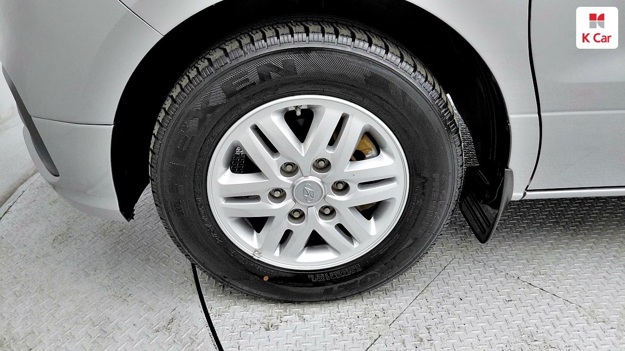 HYUNDAI The New Grand Starex 3-Seater Diesel Van