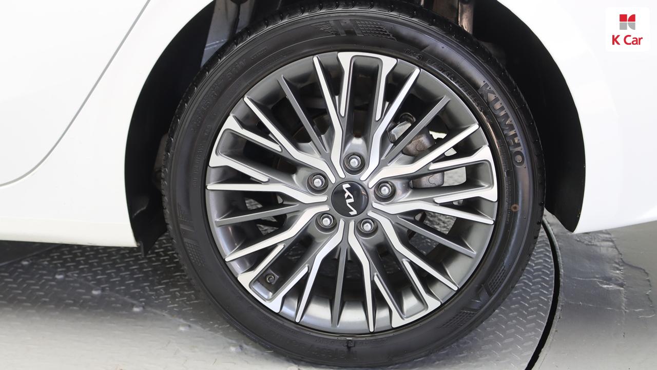 KIA The New K3 1.6 Gasoline