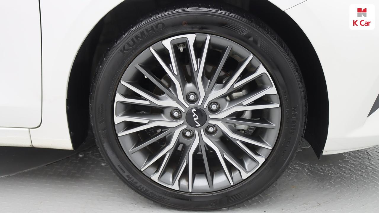 KIA The New K3 1.6 Gasoline