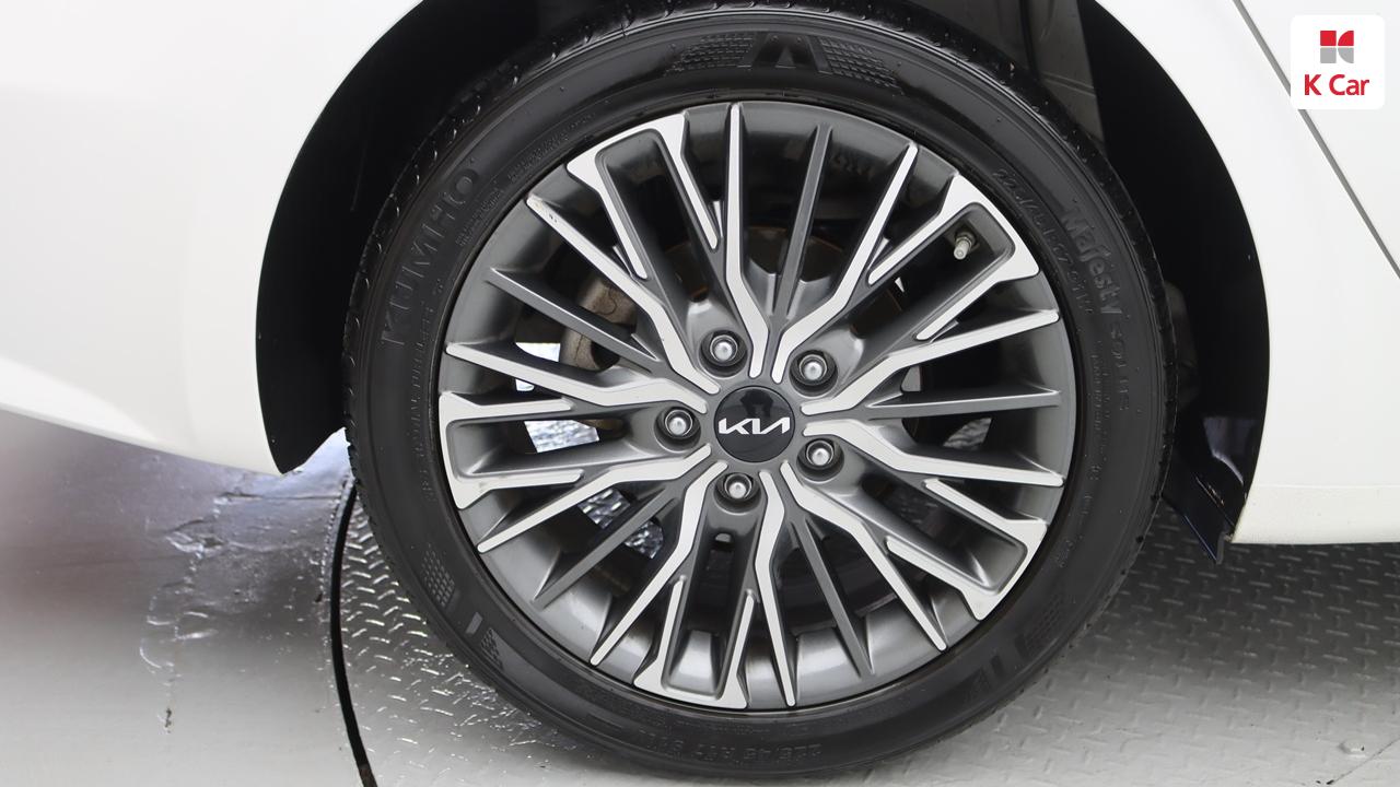 KIA The New K3 1.6 Gasoline