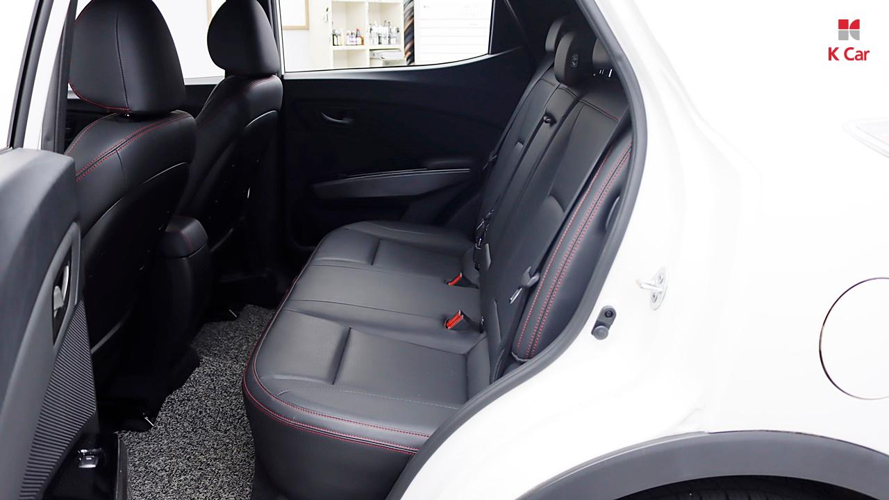 KG MOBILITY(SSANGYONG) Very New Tivoli 1.5 Gasoline 2WD