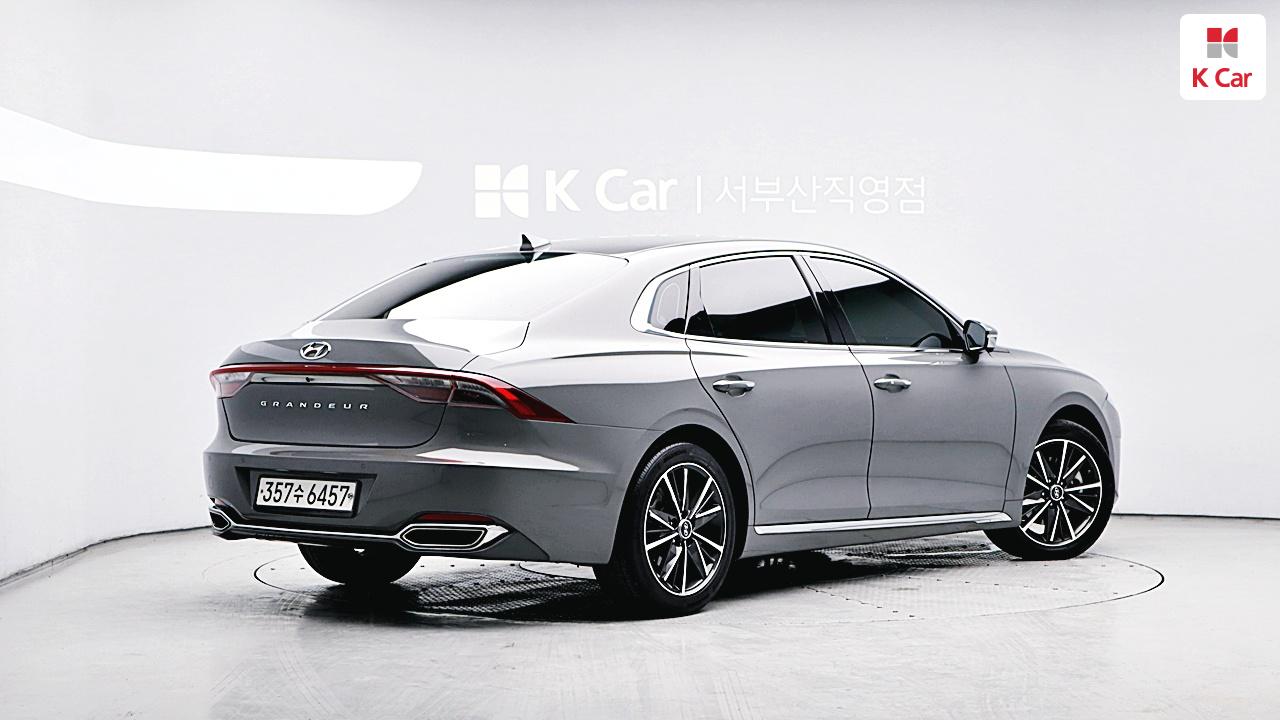 HYUNDAI The New Grandeur IG LPi 3.0