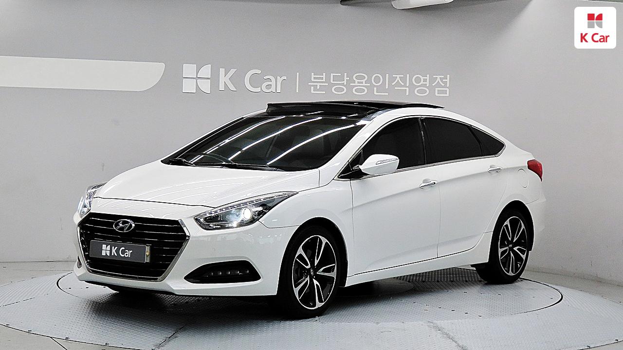 HYUNDAI The New I40 Saloon 2.0 GDI