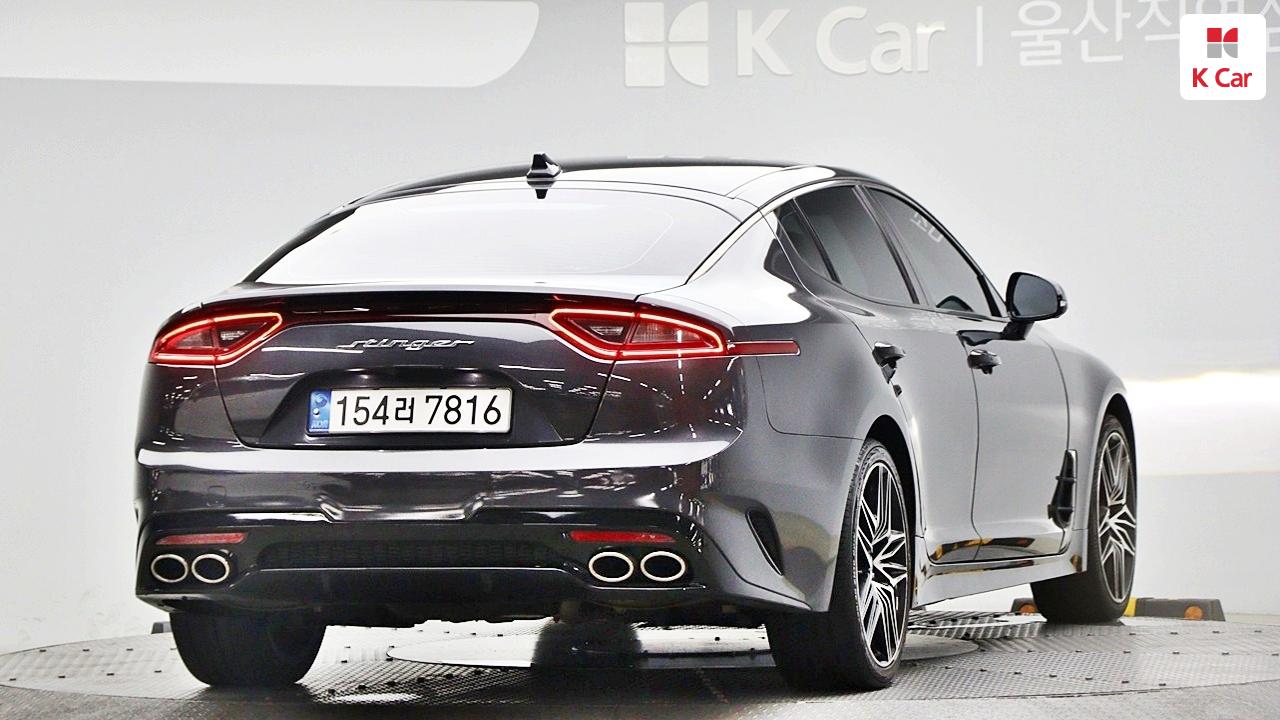 KIA Stinger 2.0 Turbo