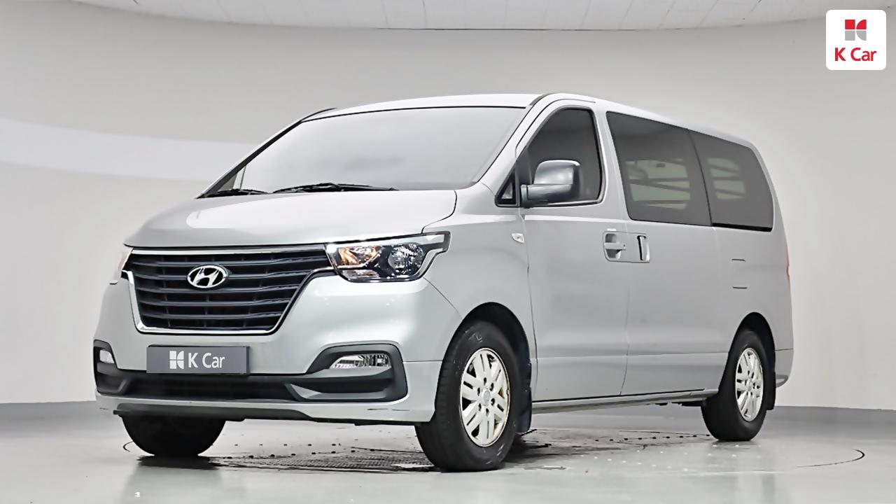 HYUNDAI The New Grand Starex 3-Seater Diesel Van