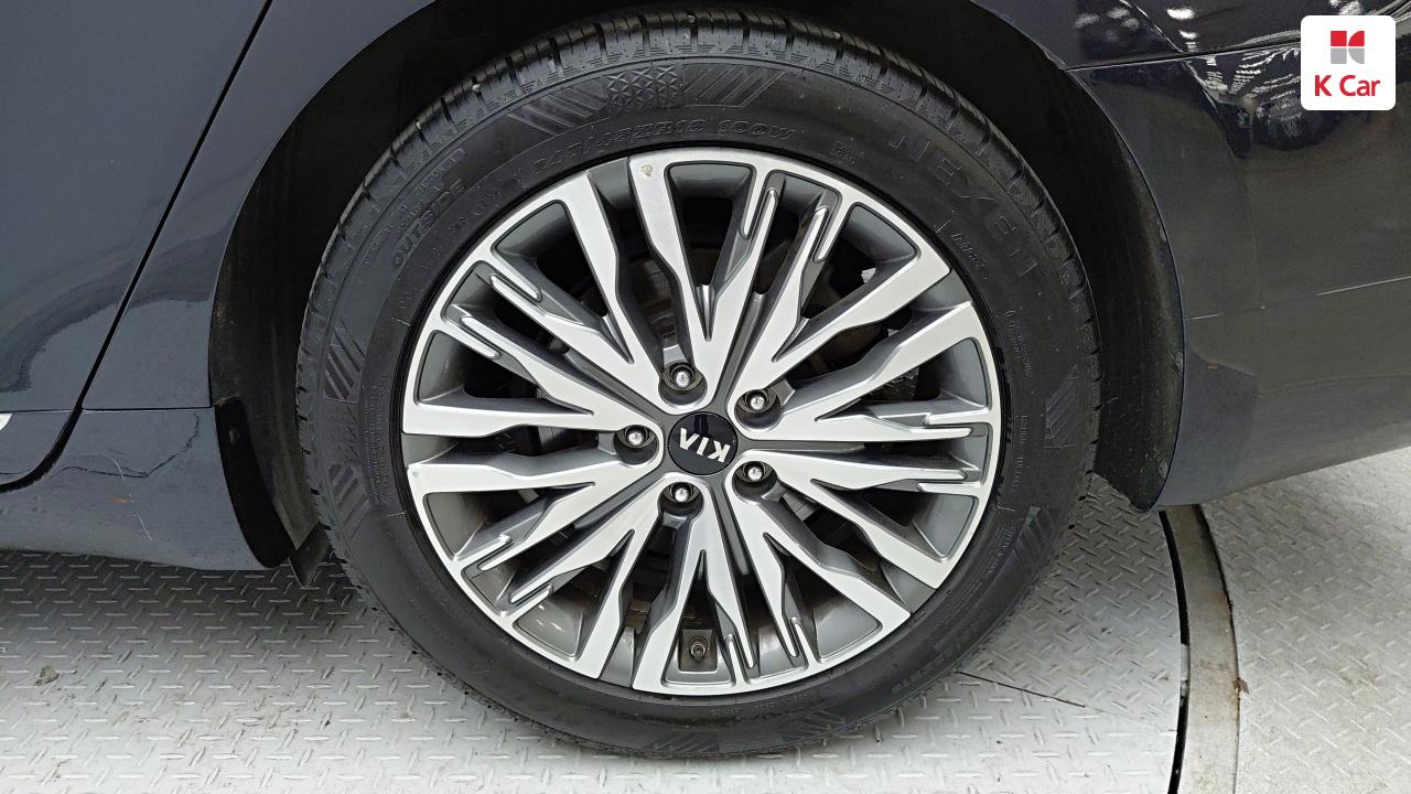KIA K7 Premier 2.5 GDi