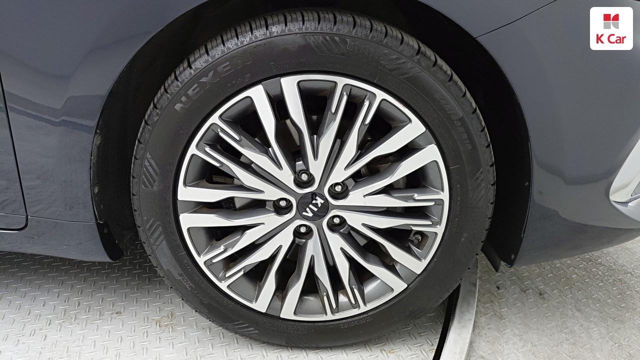 KIA K7 Premier 2.5 GDi