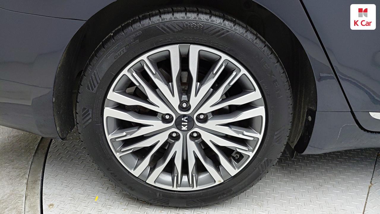KIA K7 Premier 2.5 GDi