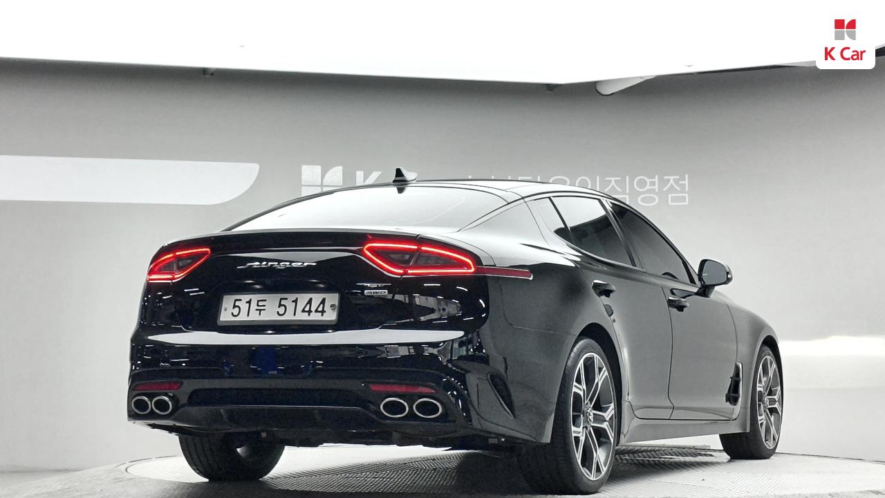 기아 스팅어 2.0 터보 2WD 플래티넘