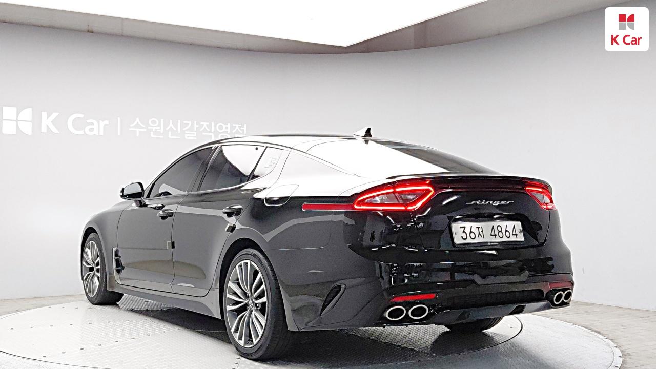 KIA Stinger 2.0 Turbo