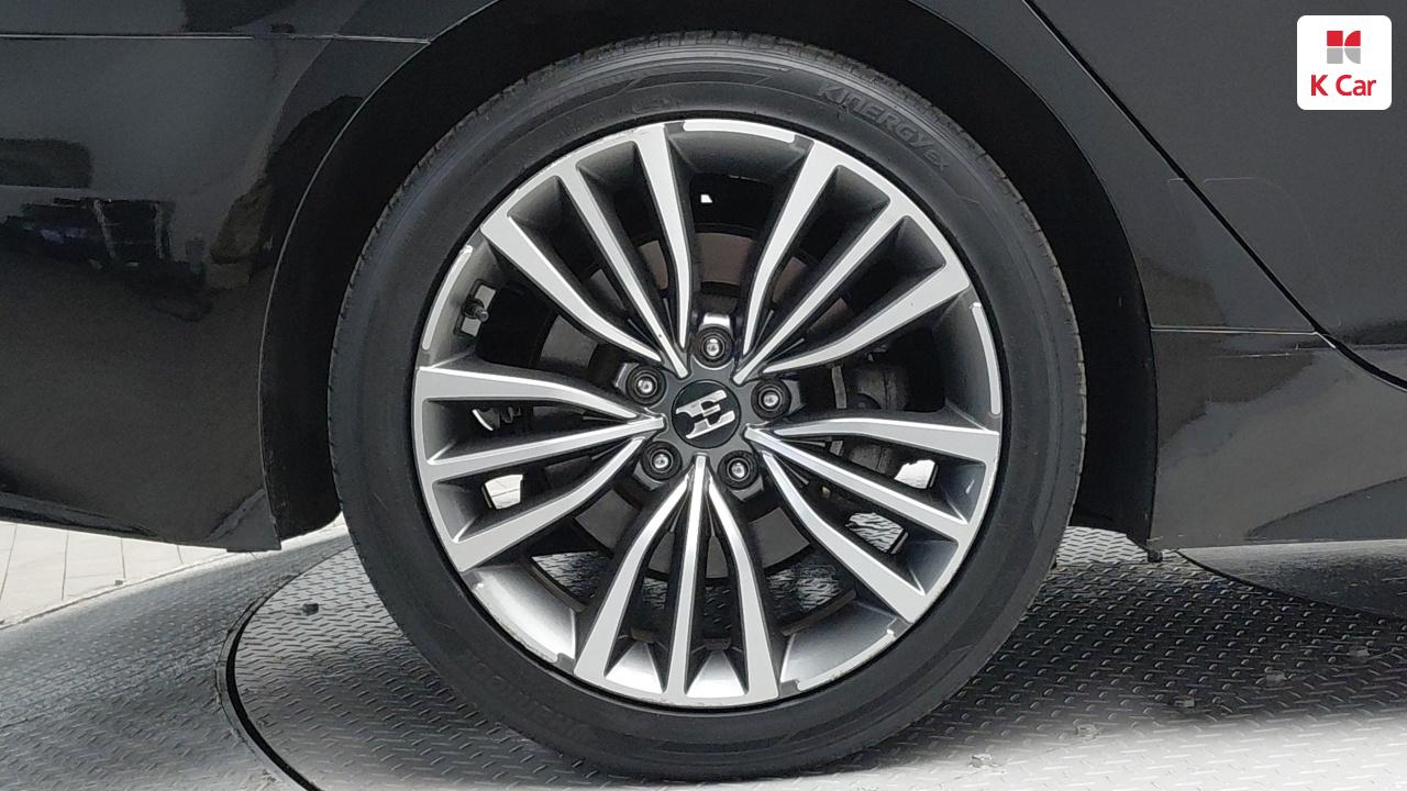 KIA Stinger 2.0 Turbo