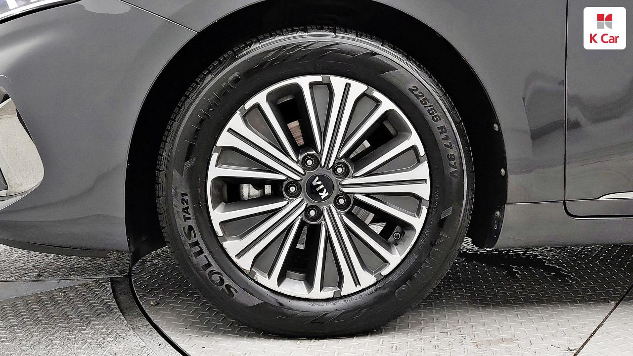 KIA K7 Premier Hybrid Noblesse