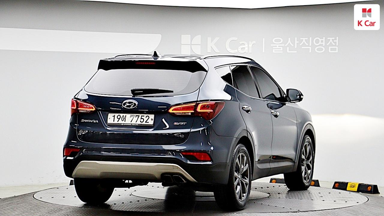Hyundai Santa Fe 2016 photo 3