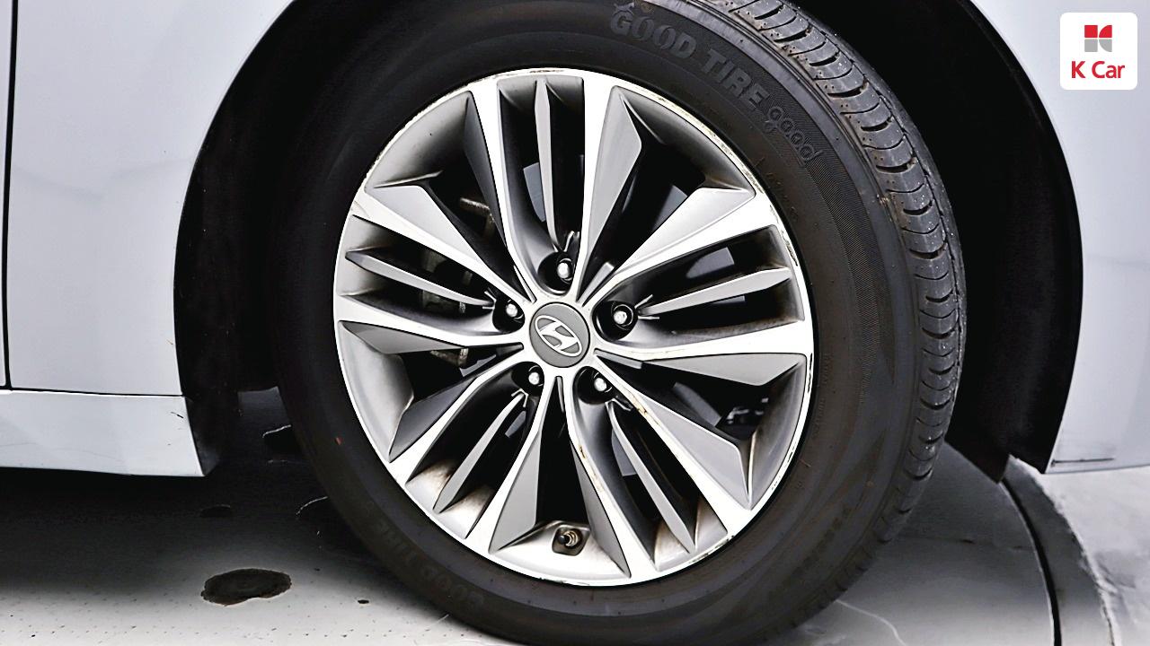 HYUNDAI Grandeur HG HG 240
