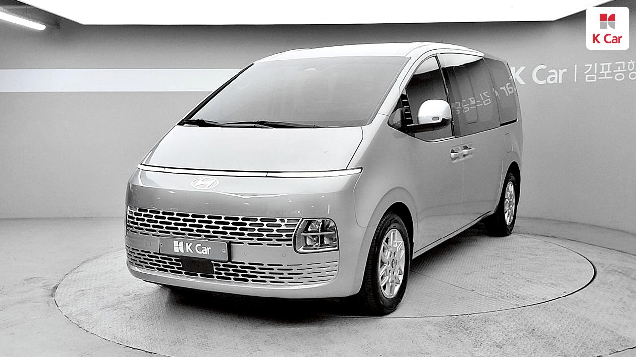 HYUNDAI Staria 3.5 LPG Cargo 5-Seater