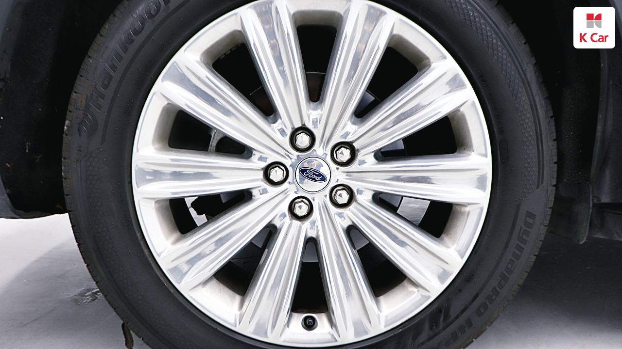 FORD Explorer (6th Generation) 2.3 AWD
