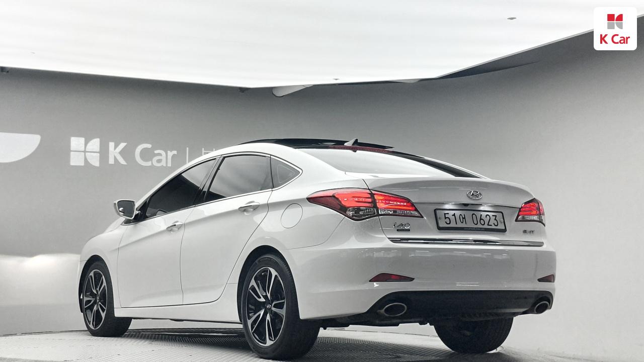 HYUNDAI The New I40 Saloon 1.7 VGT