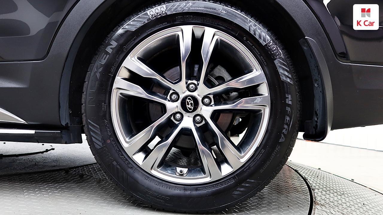 HYUNDAI The New Maxcruz Diesel 2.2 4WD