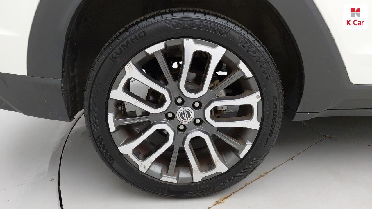 KG MOBILITY(SSANGYONG) Torres 1.5 GDI-T 2WD