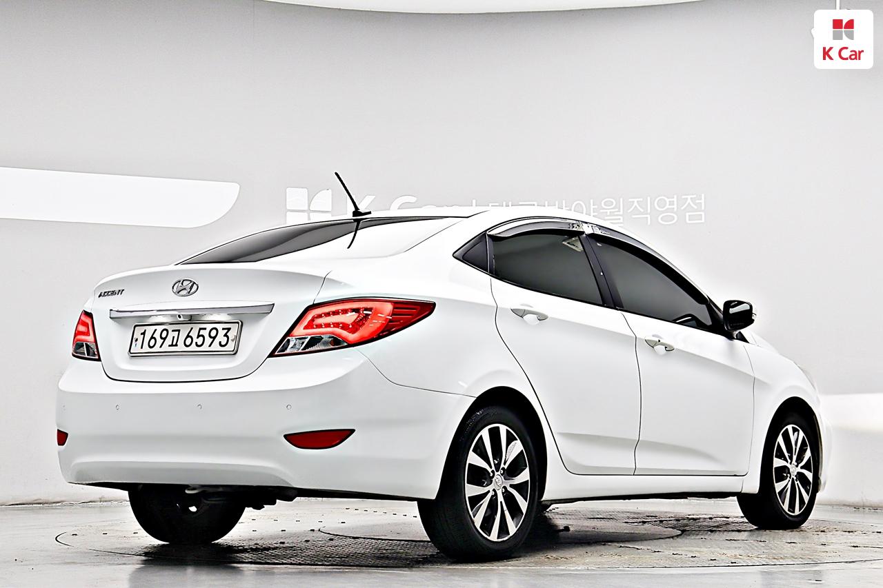 HYUNDAI Accent New Model 1.6 GDI
