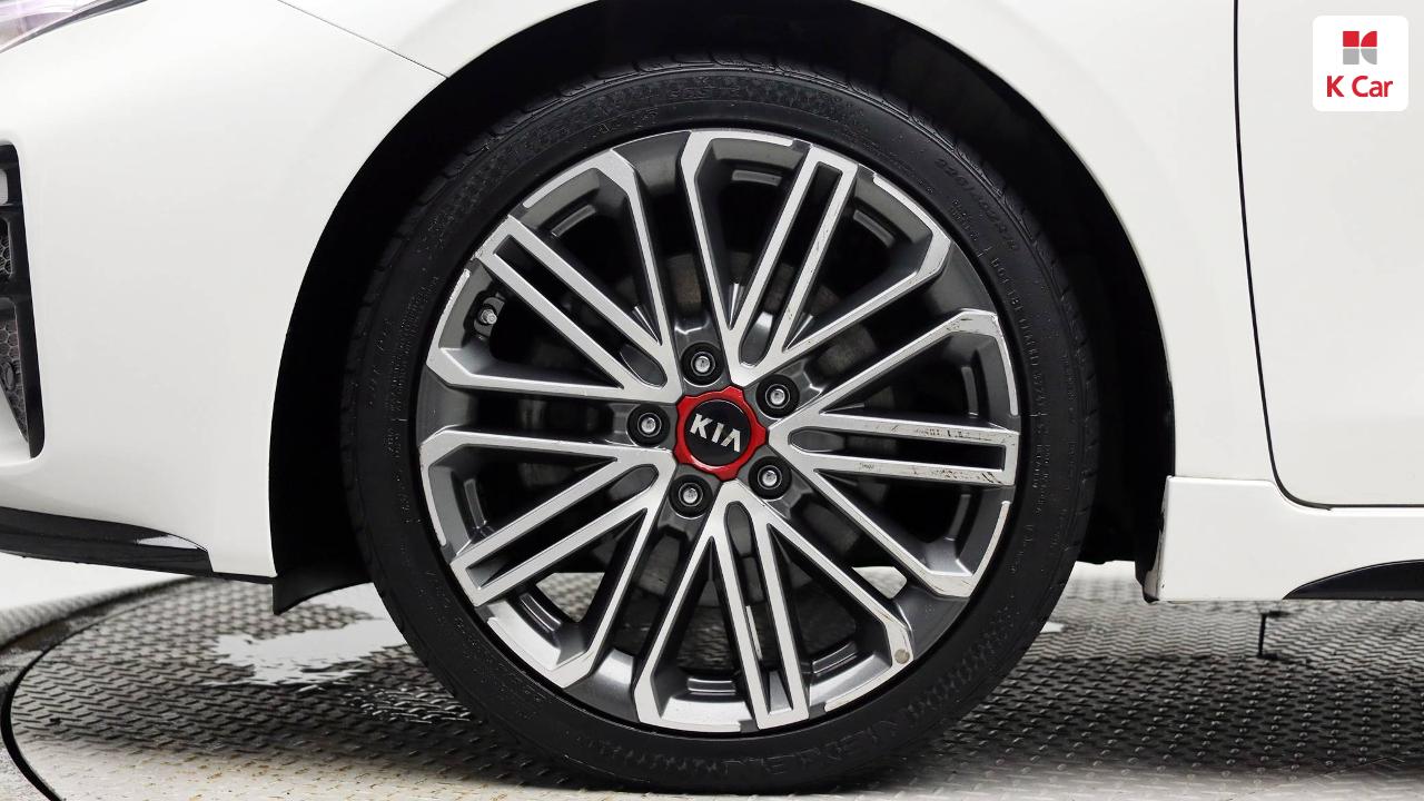KIA All New K3 1.6 GT 5Door